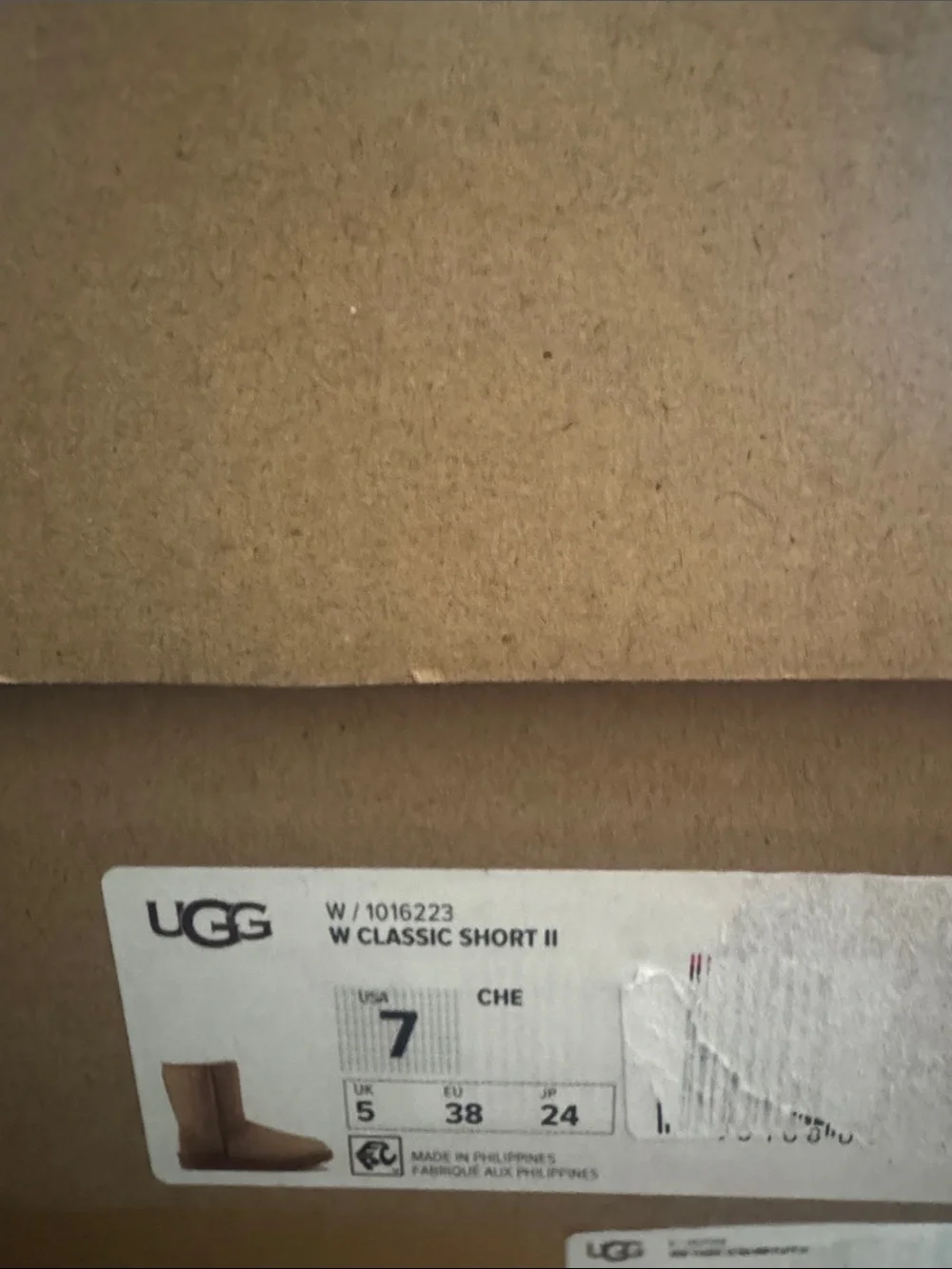 UGG Chestnut Short II Women's Boots size 7